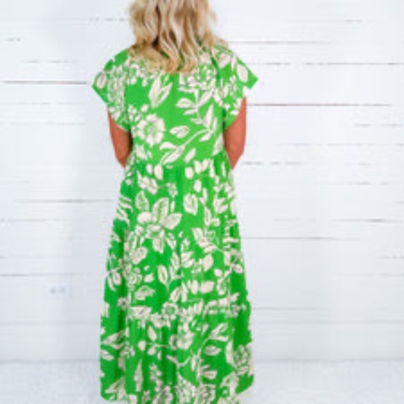 THML Green Floral Midi Dress - Picture 2 of 5